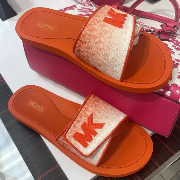 Michael Kors Slide Logo Sandals Palmer Ombré SignatureRed Clay NWT
