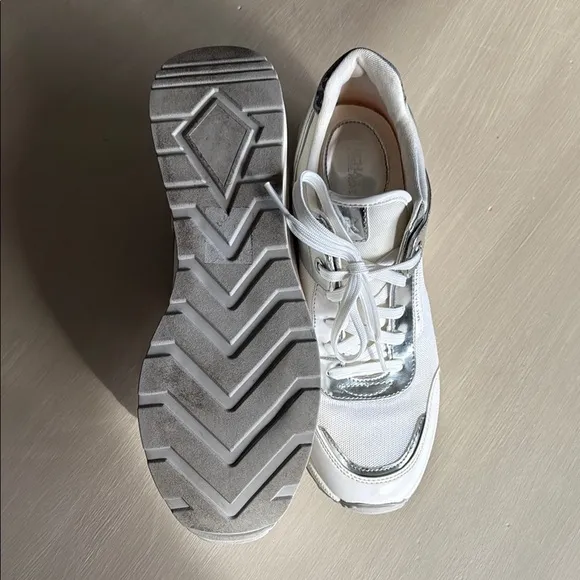 MICHAEL Michael Kors White and Gray Wedge Sneakers with Breathable Fabric 🤍