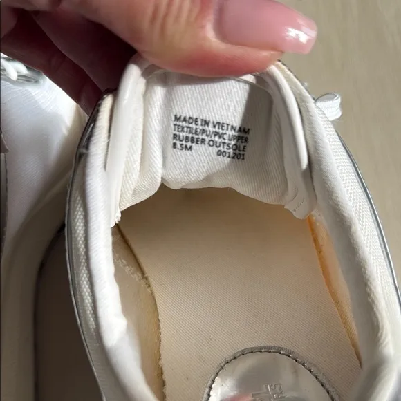 MICHAEL Michael Kors White and Gray Wedge Sneakers with Breathable Fabric 🤍