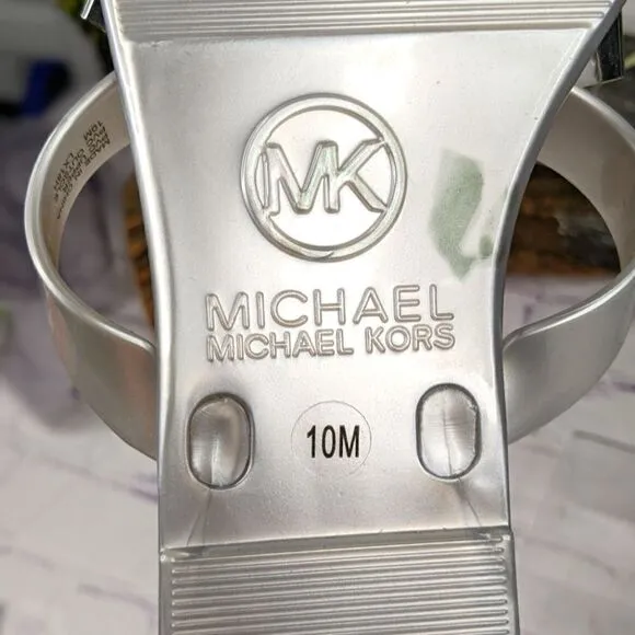 MICHAEL KORS KAYDEN BOW THONG SANDALS