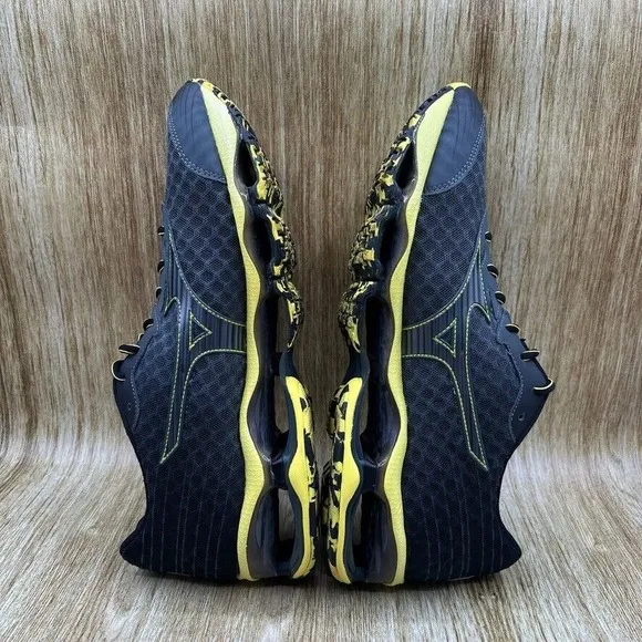Mizuno Wave Prophecy 4 Men's Size 13 Black‎ Grey Yellow Running Sneakers Shoes
