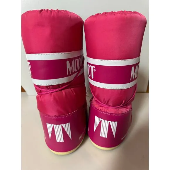 Moon Boot Icon snow boots 42/44 EUR 9/10.5 US
