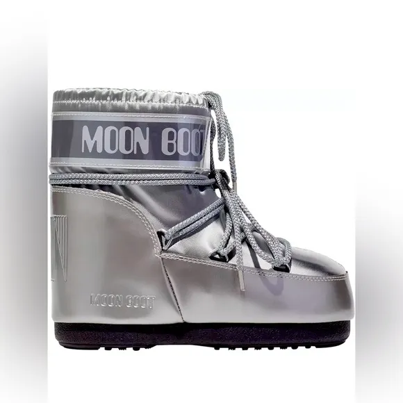 Moonboot sz 6-8 WMN $345 MSRP