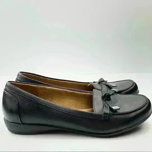 Natural soul Flats size 10 W Gracee black loafers