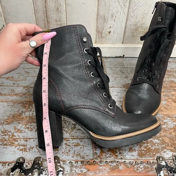 Naturalizer Callie Lace Up Leather Heeled Boots