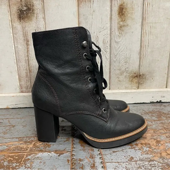 Naturalizer Callie Lace Up Leather Heeled Boots