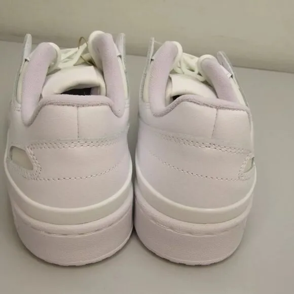 NEW ADIDAS Womens Forum Low Classic Sneaker Athletic Tennis  Round Toe Size 8.5
