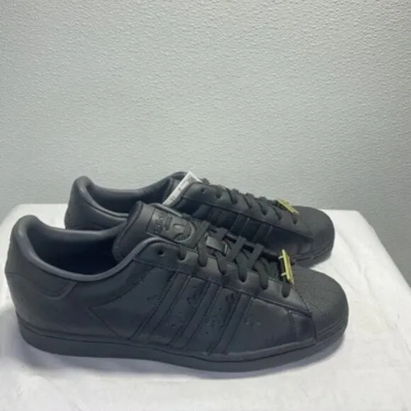 NEW ADIDIAS Black Carbon Low Top Leather Comfort Men Size 11.5 Lace Up Sneaker