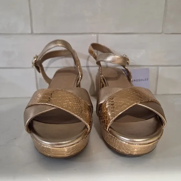 NEW Aerosoles Cosmos Rose Gold Metallic Platform Sandals Size 9