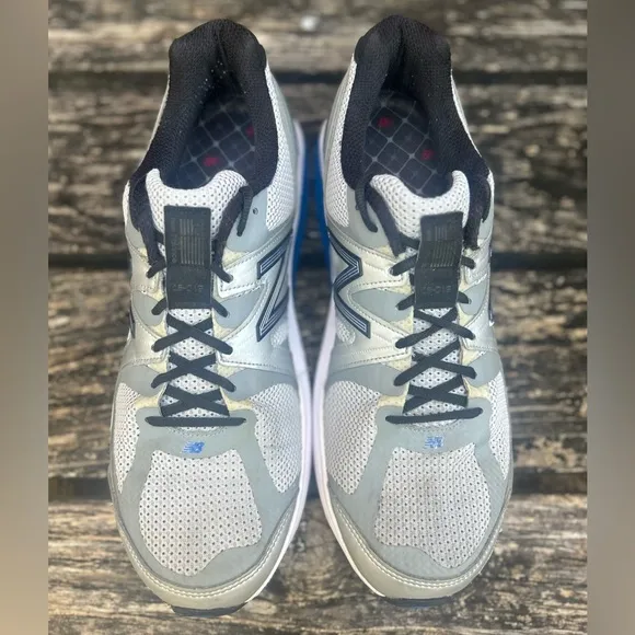New Balance 1540V2 Men’s Athletic Running Shoes Sneakers Gray Blue Size 13
