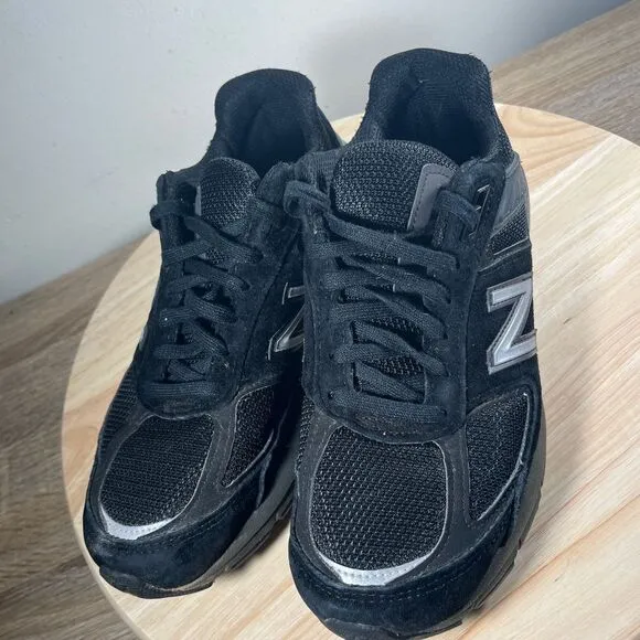 New Balance 990v5 Womens 8.5 Shoes Black Suede Casual Athletic Running Sneakers
