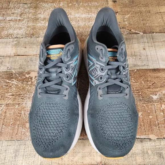 New Balance Fresh Foam Vongo v6 Men Sz 10 2E Wide Gray Running Athletic Sneakers
