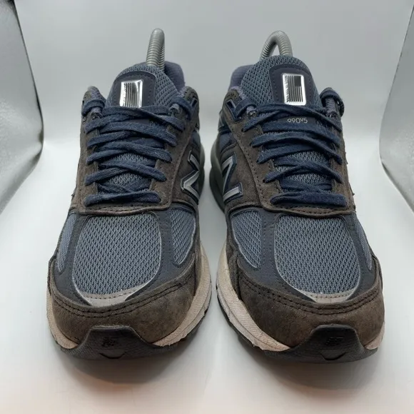 New Balance Made in the USA 990v5 women’s sneakers size 7.5