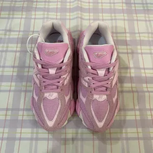 New Balance Pink And Purple Sneakers