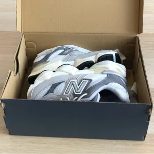 New Balance Sneakers 9060 US Kids Infants Size 10 gray New in Box.