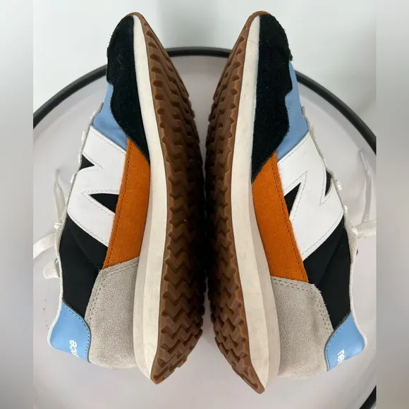 NEW BALANCE THE INTELLIGENT CHOICE 237 SNEAKERS WORN ONCE