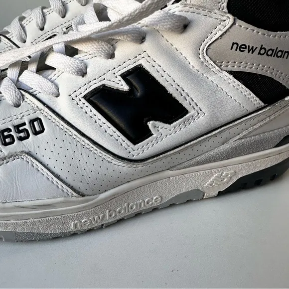 New Balance White and Black Sneakers with Classic Design