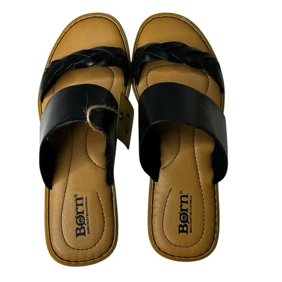 NEW Born Women's Leather Flat Sandals Black Slip On Cushioned Footbed Size 9