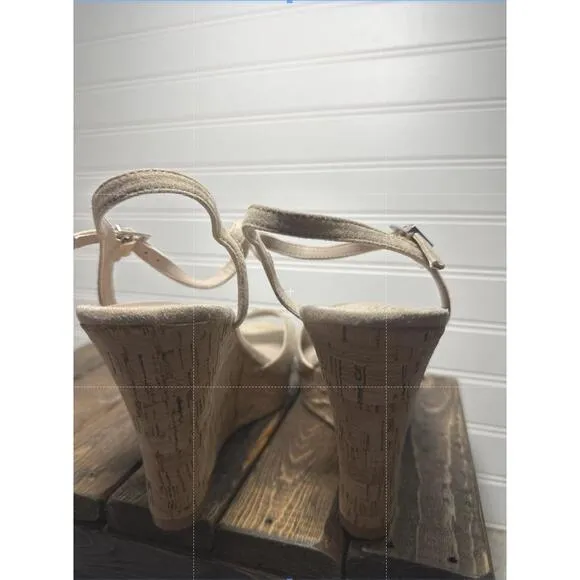 NEW Charles By Charles David Shoes Wedge Sandal Peep Toe Cork Platform Beige 9.5