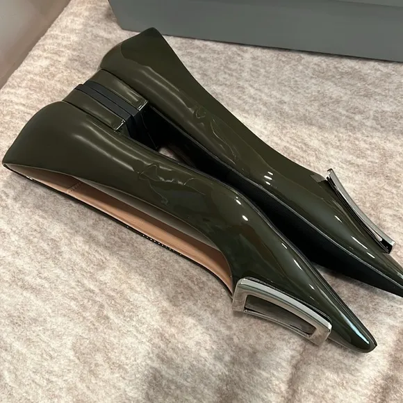 New! Dark Green Vegan Patent Leather with Silver Buckle Flats Size 37 It#P05