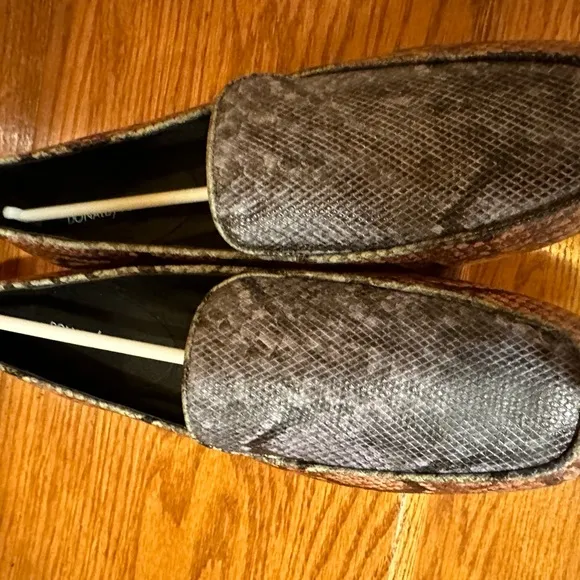 New Donald Pliner Leather Python Print Loafers, Size 9.5