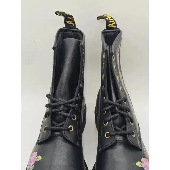 NEW Dr. Martens 1460 Vonda Women's Size 7 Pink Rose Embroidered Leather Boots