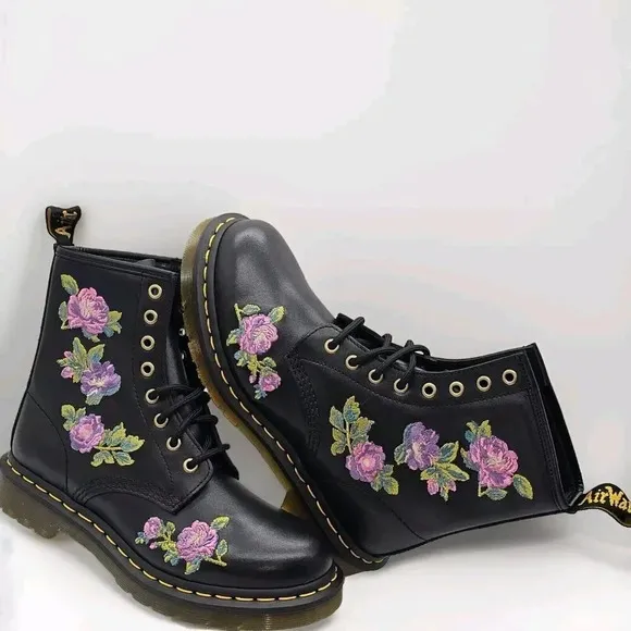 NEW Dr. Martens 1460 Vonda Women's Size 7 Pink Rose Embroidered Leather Boots