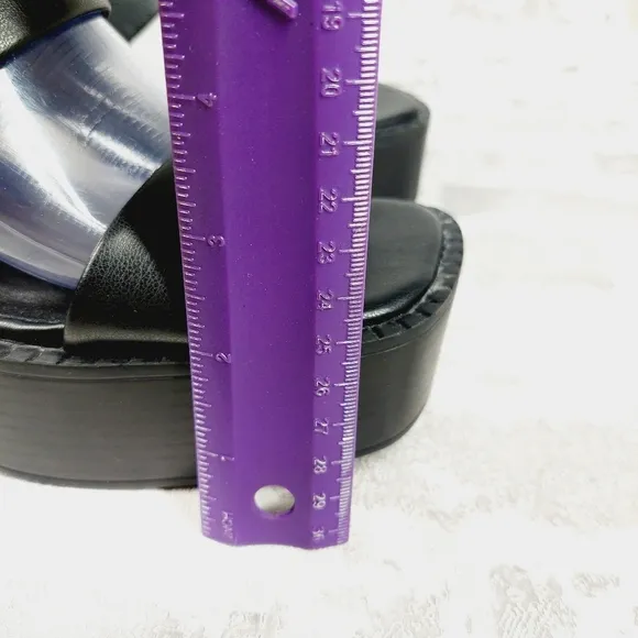 New DV by Dolce Vita Zillee Double Band Slip On Platforms H132