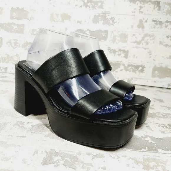 New DV by Dolce Vita Zillee Double Band Slip On Platforms H132