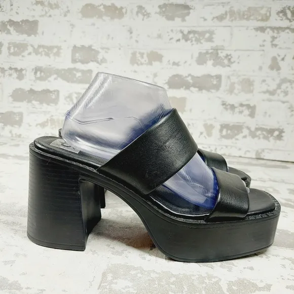 New DV by Dolce Vita Zillee Double Band Slip On Platforms H132