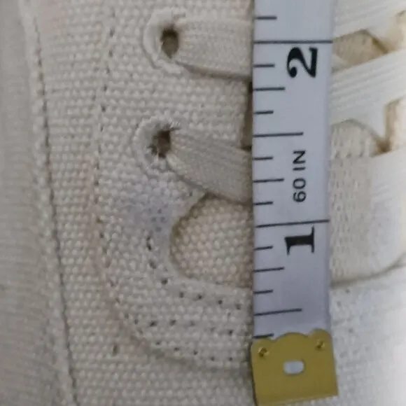 NEW Everlane The Tread-Bare Sneaker in Canvas/Off-White, Womens 10/Mens 8
