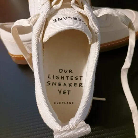 NEW Everlane The Tread-Bare Sneaker in Canvas/Off-White, Womens 10/Mens 8