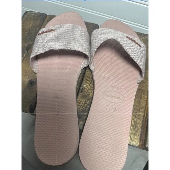 NEW Havaianas Flipflops Sandals Malta Casual Beach Vacation Summer Sparkly Pink