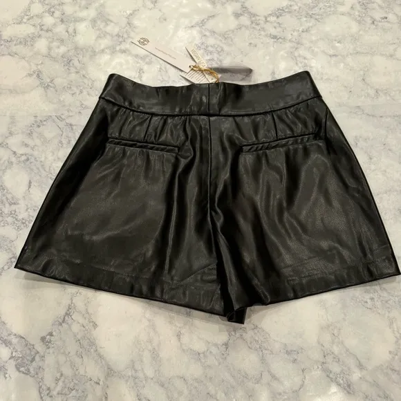 NEW HOUSE OF HARLOW Nicole Richie Faux Vegan Black Leather Shorts Bottoms