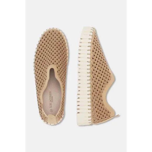 NEW ILSE JACOBSEN women's platform tulip slip-on in latte