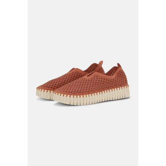 NEW ILSE JACOBSEN women's platform tulip slip-on in light brick