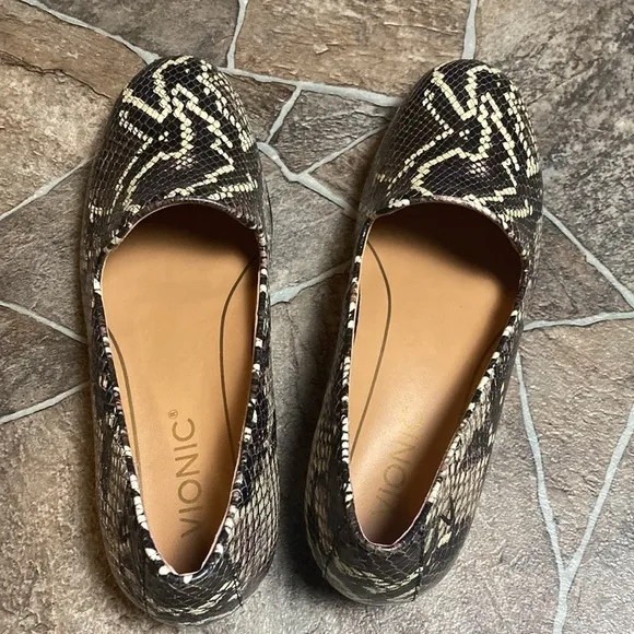 New in Box VIONIC North Willa Boa Loafer Sz 6