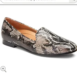 New in Box VIONIC North Willa Boa Loafer Sz 6