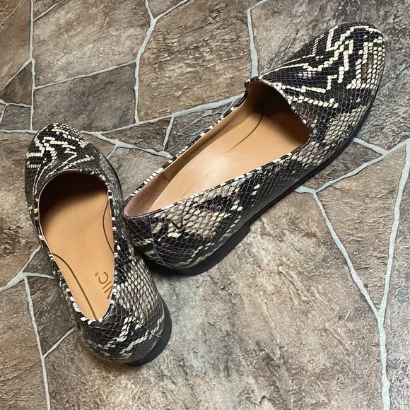 New in Box VIONIC North Willa Boa Loafer Sz 6