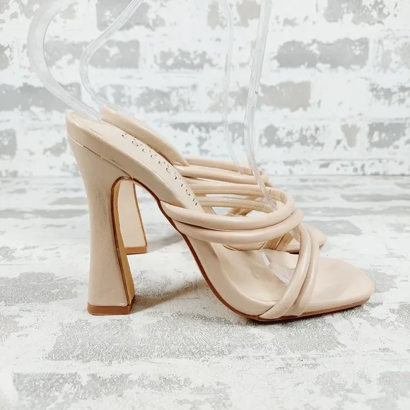 New Journee Collection Louisse Vegan Leather Dress Sandals F4