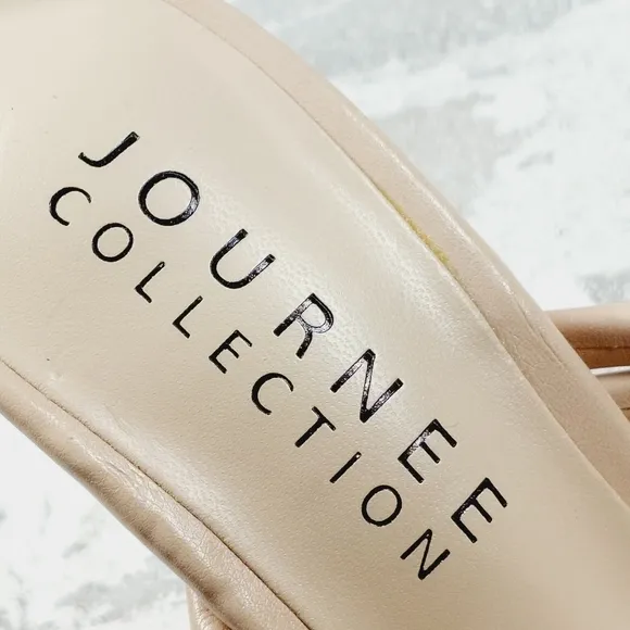 New Journee Collection Louisse Vegan Leather Dress Sandals F4