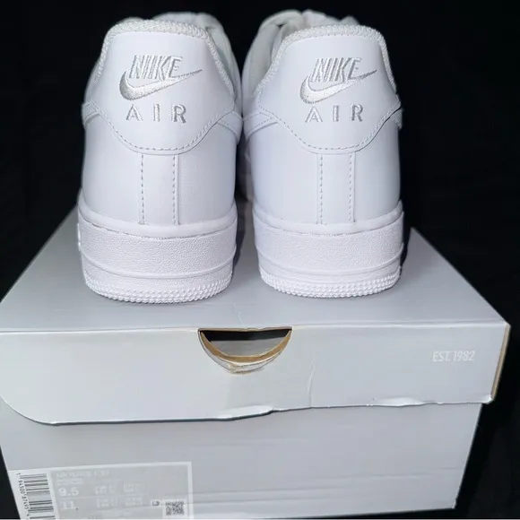 NEW Men's White Nike Air Force 1