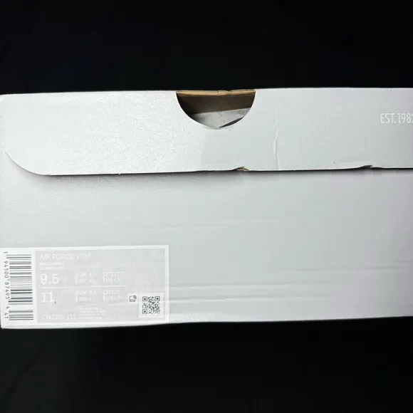 NEW Men's White Nike Air Force 1