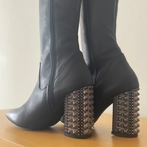 New Noa A. Knee Height Leather Boots