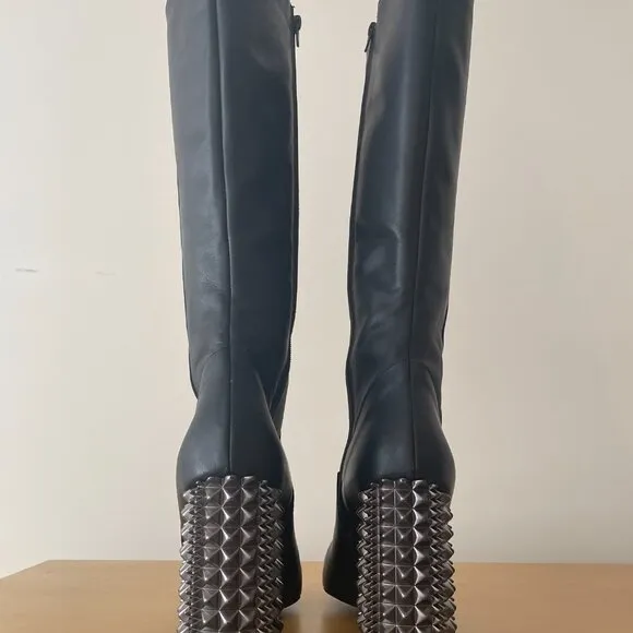 New Noa A. Knee Height Leather Boots
