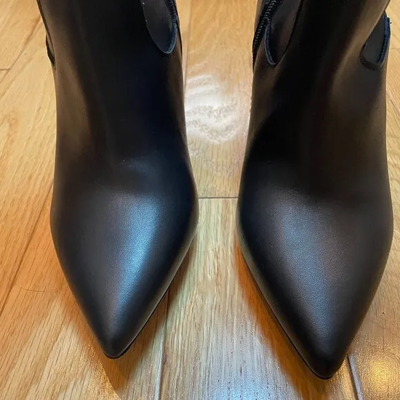 New Noa A. Knee Height Leather Boots