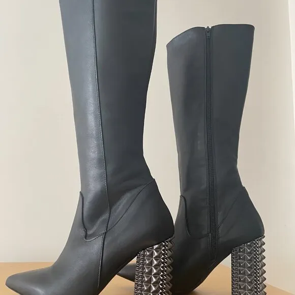 New Noa A. Knee Height Leather Boots