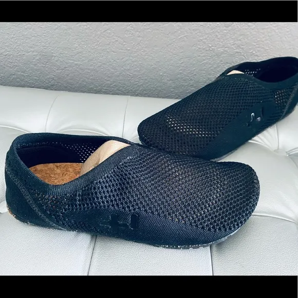 NEW! OTZ Shoes Black Mesh Cork Insole Slip-ons Espadrilles