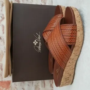 New Patricia Nash Luca Slide Sandals