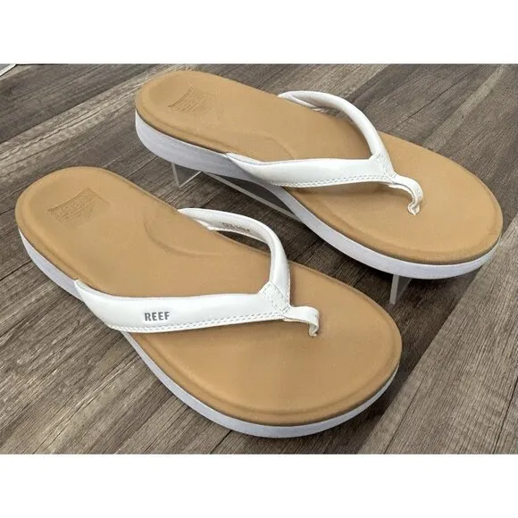 NEW REEF Women's Cushion Cloud Flip Flop Sandal Size 11- White/Tan